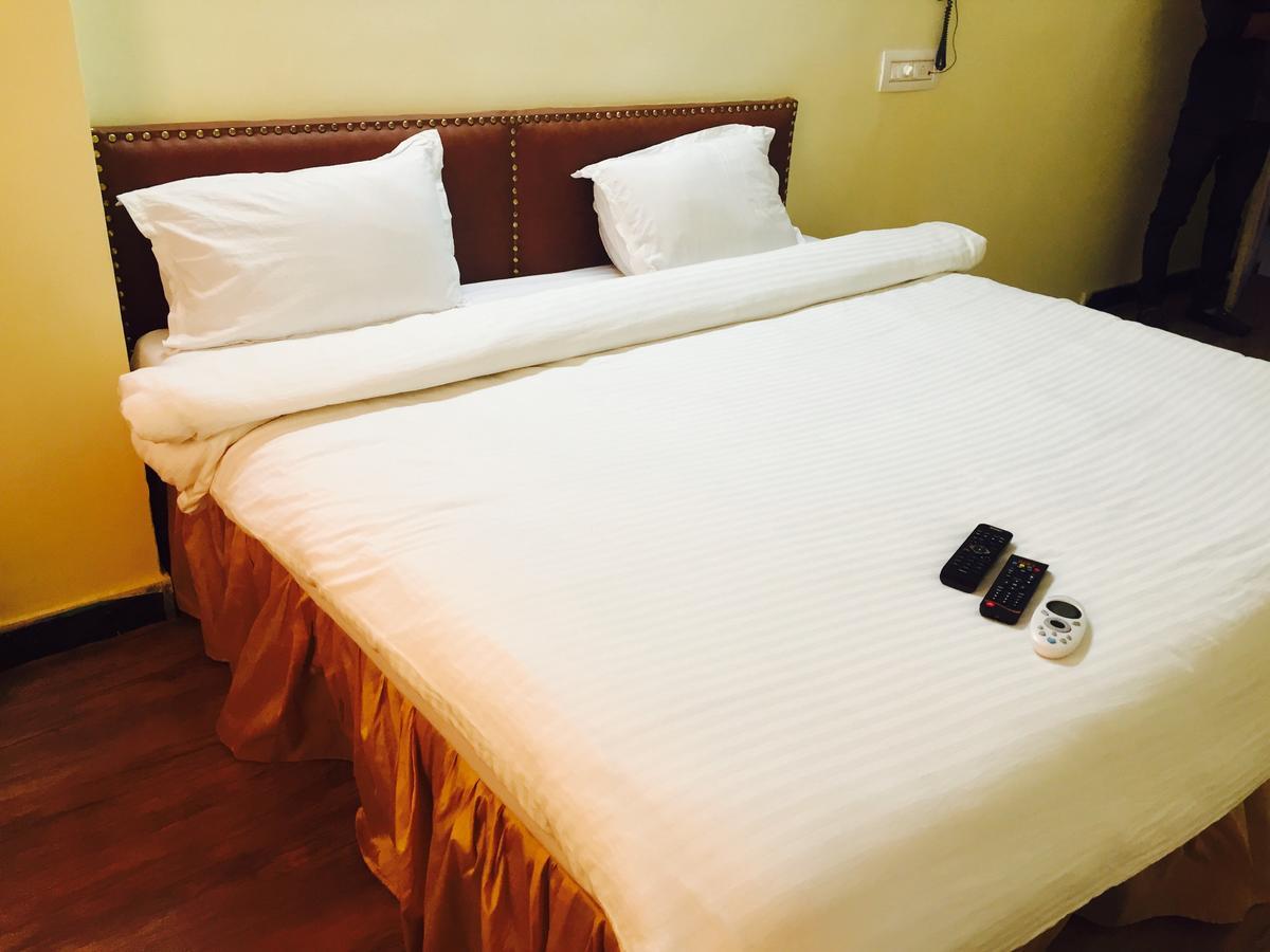 Hotel Ashirwad Udaipur Luaran gambar